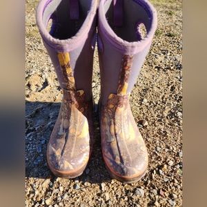 Bogs kids insulated boots size 3